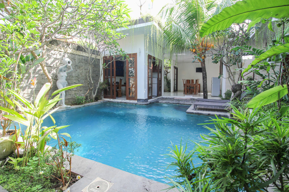 Bali Life Villas Sanur  Exterior photo